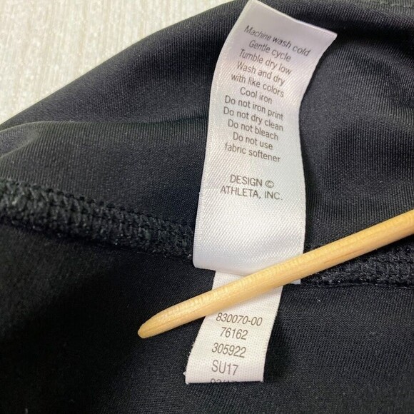 Athleta Aura Sonar Capri Crop Mesh Leggings - Picture 8 of 12